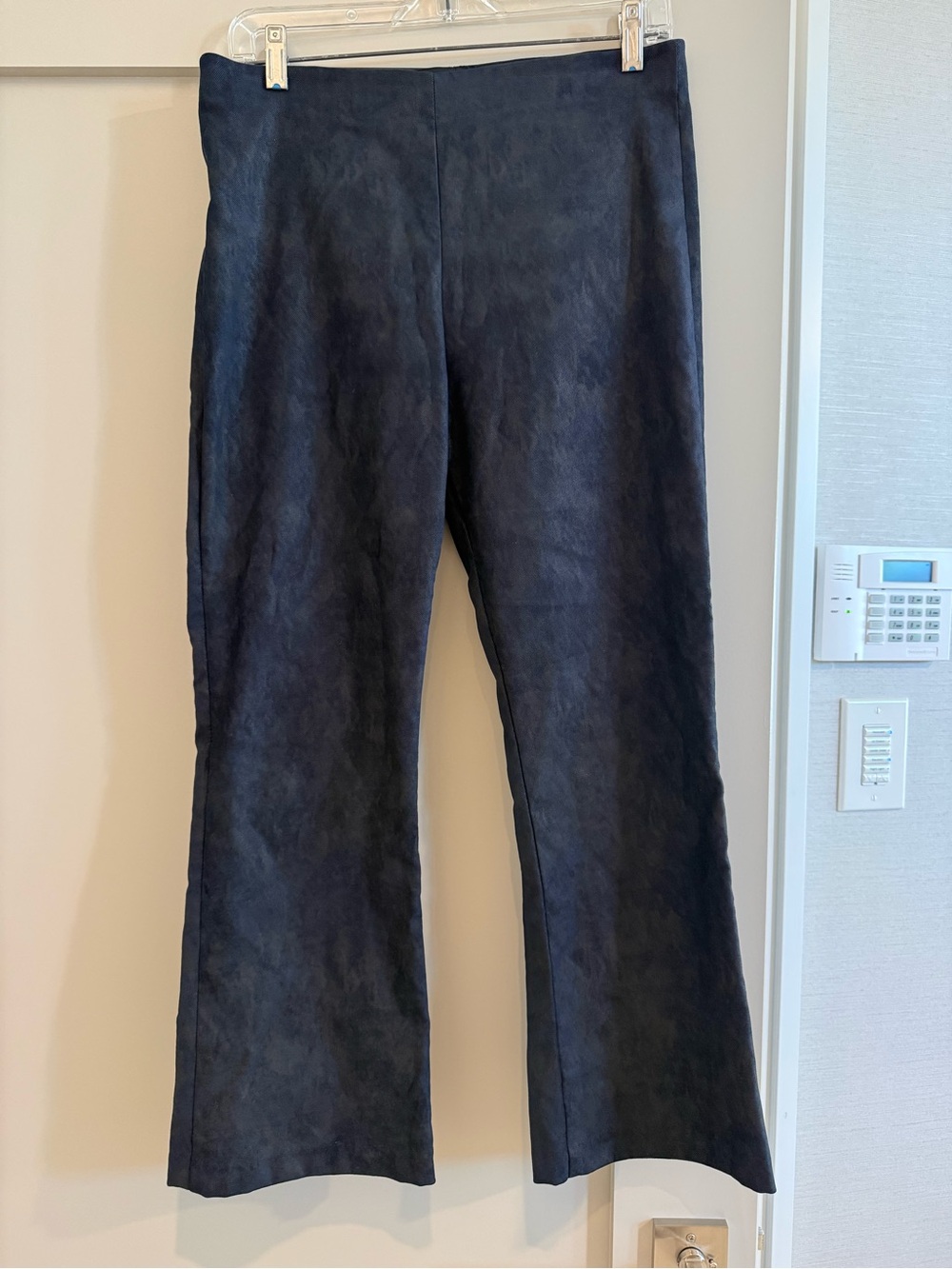 Wide Leg Pants in Dark Navy - Unbranded